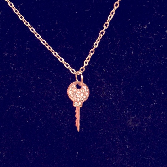 “Key to My Heart” Sweet & Dainty Lil Studded Gold Key Necklace - Picture 3 of 12